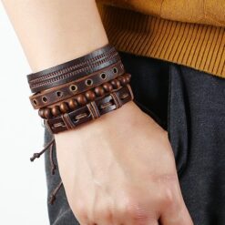 Set of bracelets