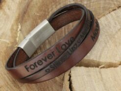 Alternative view of Men's Bracelet with Leather Engraving